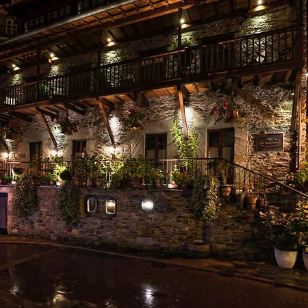 La Casona De Pio Hotell Cudillero Exteriör bild