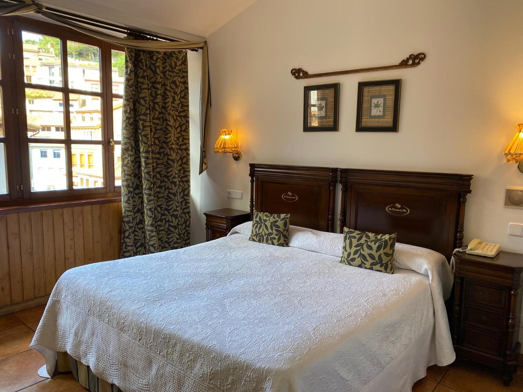 La Casona De Pio Hotell Cudillero Exteriör bild