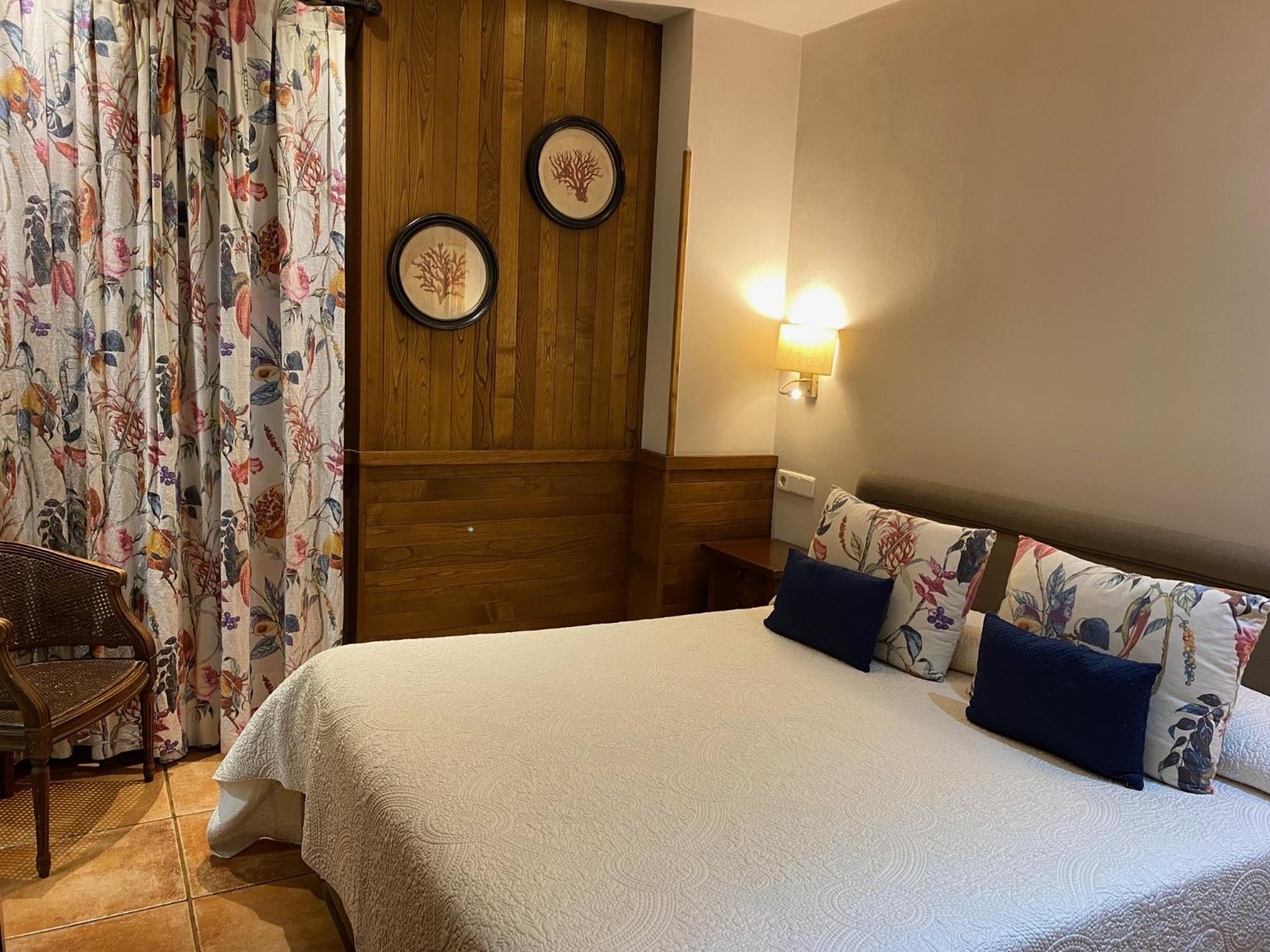 La Casona De Pio Hotell Cudillero Exteriör bild