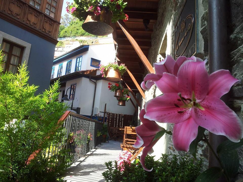 La Casona De Pio Hotell Cudillero Exteriör bild