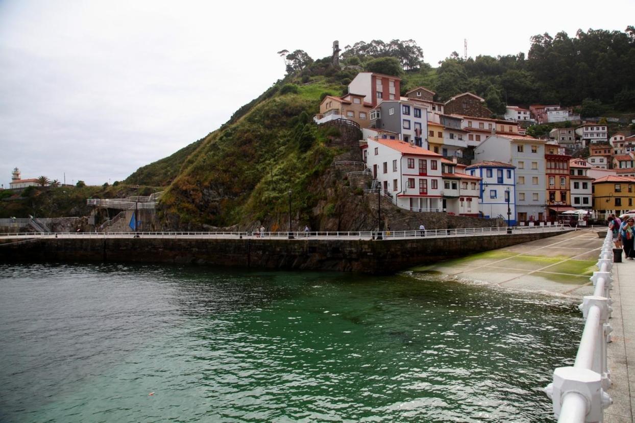 La Casona De Pio Hotell Cudillero Exteriör bild