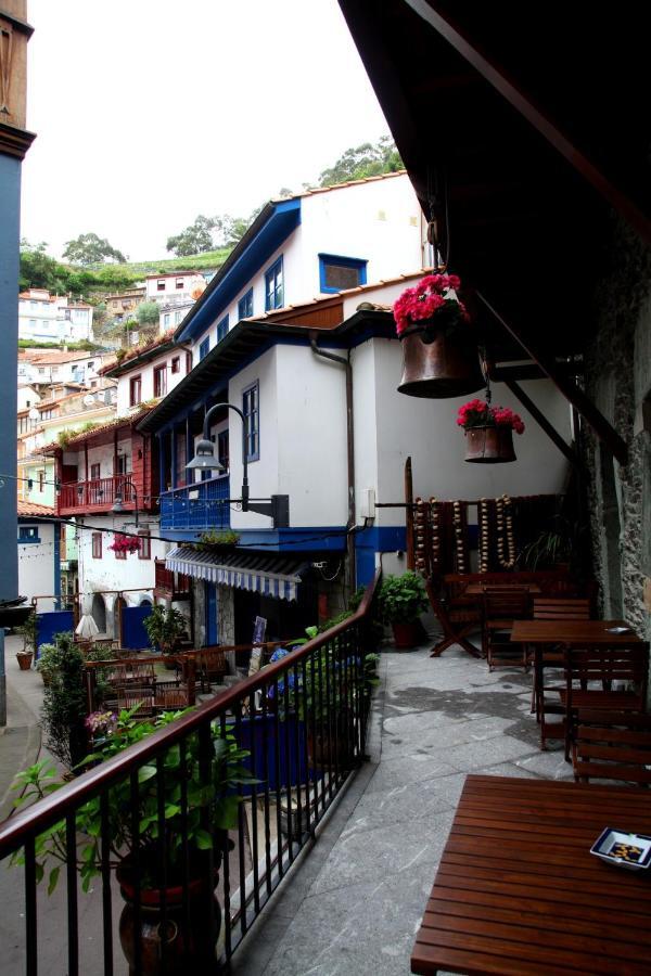 La Casona De Pio Hotell Cudillero Exteriör bild